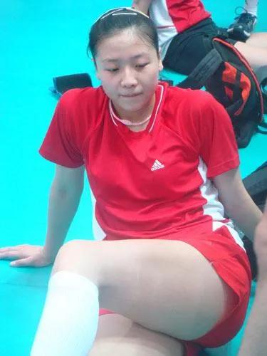 魏秋月的故事:亞洲最美二傳,與老公15歲就相識,曾被郎平催婚 魏秋月的故事:亞洲最美二傳,與老公15歲就相識,曾被郎平催婚