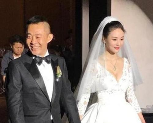 《大染坊》18年過去，演員大變樣，女主被遺忘，龍套成娛樂圈頂流