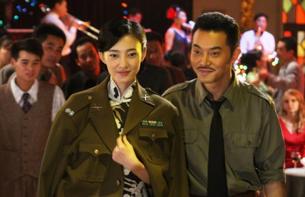 靳東諜戰大劇來襲，首發預告資訊量巨大，王志文黑化眼神成大驚喜