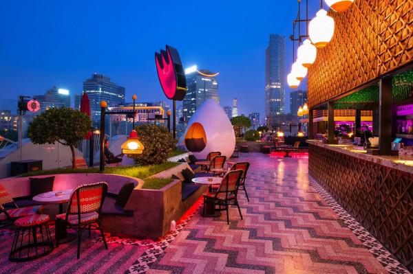 北京必打卡的地方，名字很“土”卻是不夜城，距離很近就在市中心