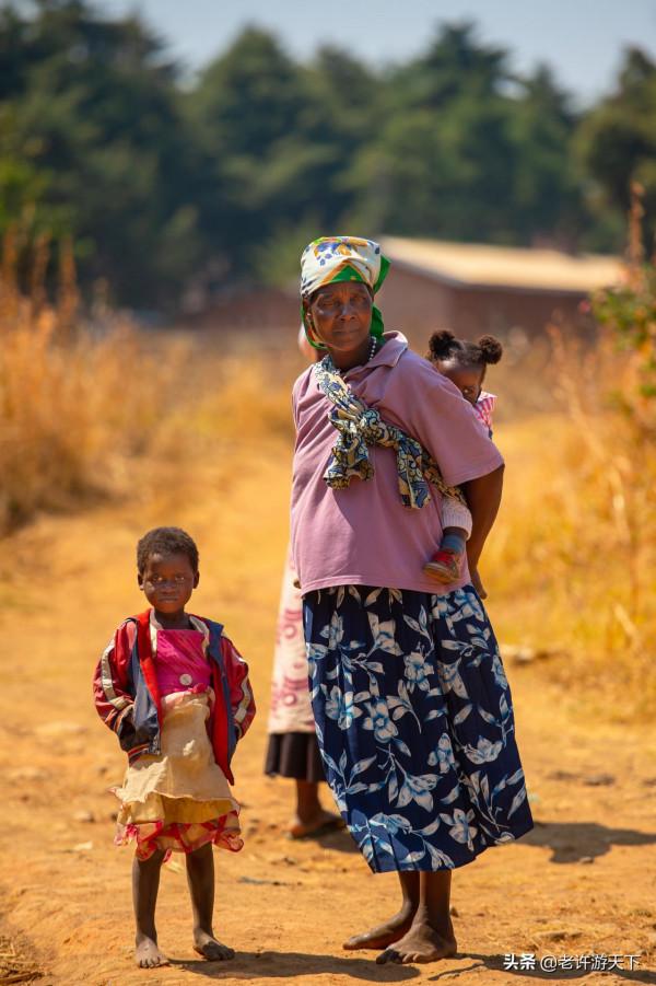 世界上最窮的10個國家，全在非洲，人均不足1美元的日子怎麼過？