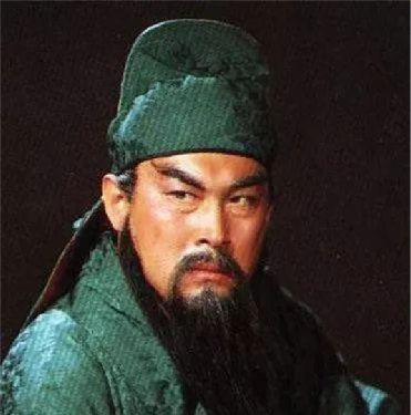 看過陸毅版諸葛亮,再和唐國強版一比,新舊《三國》差距就出來了 看過陸毅版諸葛亮,再和唐國強版一比,新舊《三國》差距就出來了