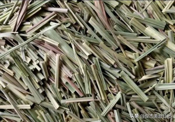 大廚詳細教給你廚房四十多種常用香料知識和用處,建議收藏學習 大廚詳細教給你廚房四十多種常用香料知識和用處,建議收藏學習