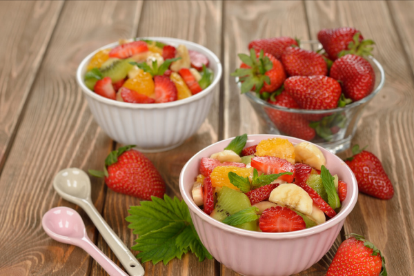 草莓沙拉生菜，減肥又有水果，又有蔬菜，還有沙拉