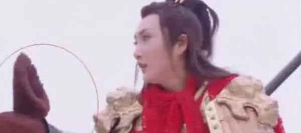 張飛穿皮鞋，楊穎“花容失色”，觀眾：我們連敷衍都不配了嗎？