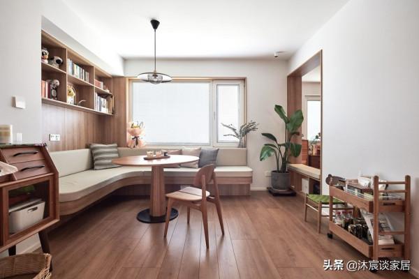 44歲的阿姨，與母親同住，兩人把家佈置得溫馨美好，適合居家養老