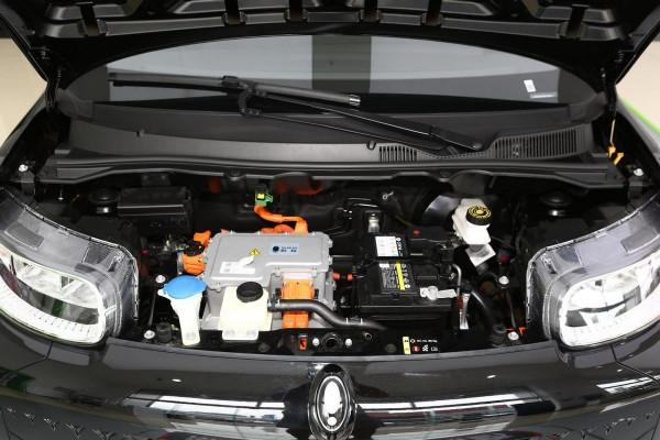 選來選去還是這三款車適合年輕人，顏值能打、品質可靠，關鍵不貴