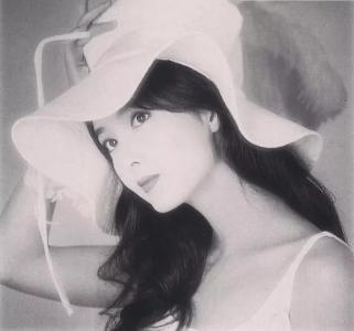 一組周慧敏的老照片曝光，一定有你沒見過的