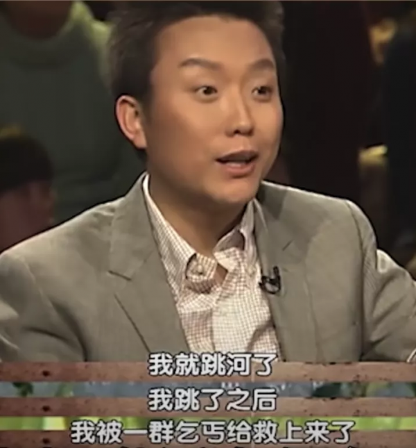 從“服務員”到“貴妃”，被辱罵的20年間，李玉剛究竟經歷了什麼