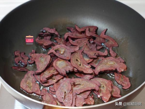 曬曬老公做的下飯菜，食材稀罕不常見，簡單一炒端上桌，越嚼越香