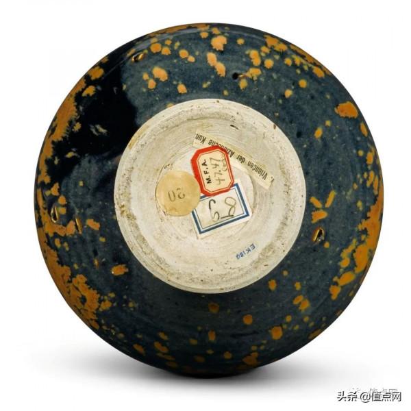 一年前RMB 400萬驚喜成交 |「乾隆粉彩天球瓶」降價再現倫敦拍賣 一年前RMB 400萬驚喜成交 |「乾隆粉彩天球瓶」降價再現倫敦拍賣