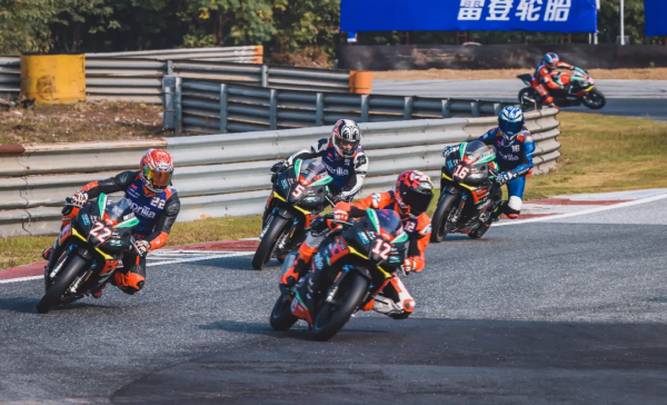 最具價效比的玩車攻略：原來普通人也可以成為專業車手