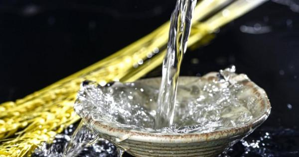 中秋家宴無酒不歡，你真的會“以酒傳情”嗎？