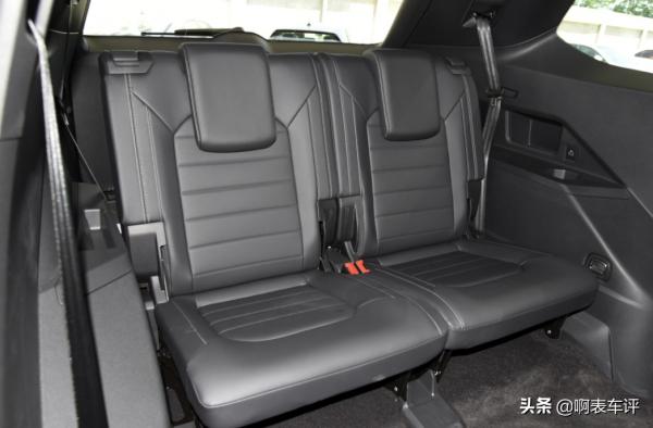 大眾攬境三胎家庭的“福音”,空間大配置足,配V6引擎+四驅 大眾攬境三胎家庭的“福音”,空間大配置足,配V6引擎+四驅