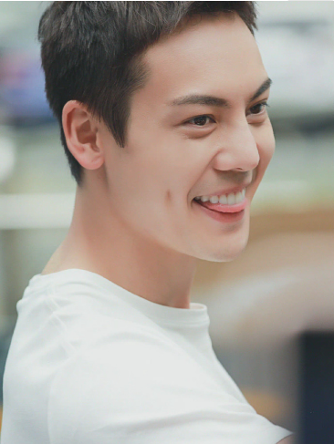 亞洲最時尚面孔評選，男榜肖戰第二