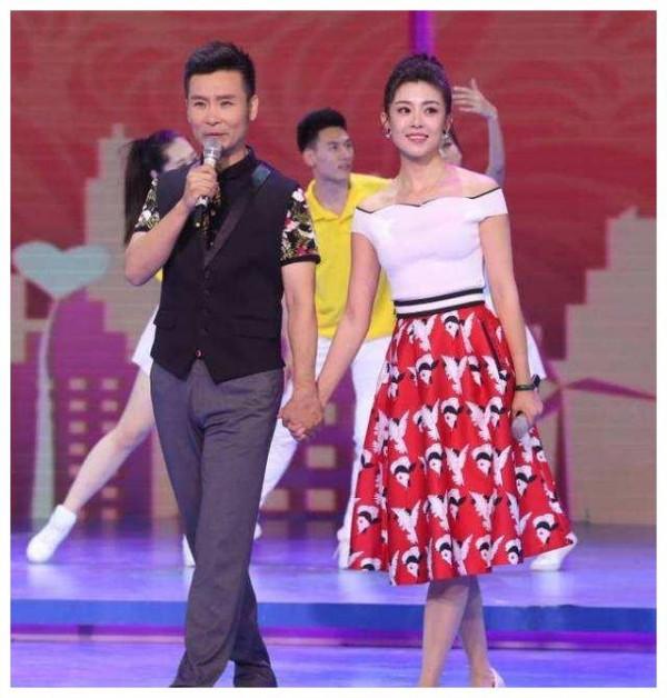 孝順的劉和剛：成名了先把父母接到北京，在郊區租田讓爸媽種