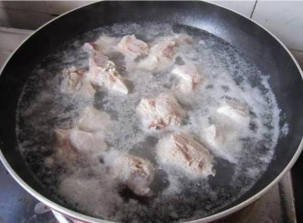 天冷後該多吃燉肉,大廚分享5個燉肉訣竅,燉肉鮮嫩入味不腥不柴 天冷後該多吃燉肉,大廚分享5個燉肉訣竅,燉肉鮮嫩入味不腥不柴