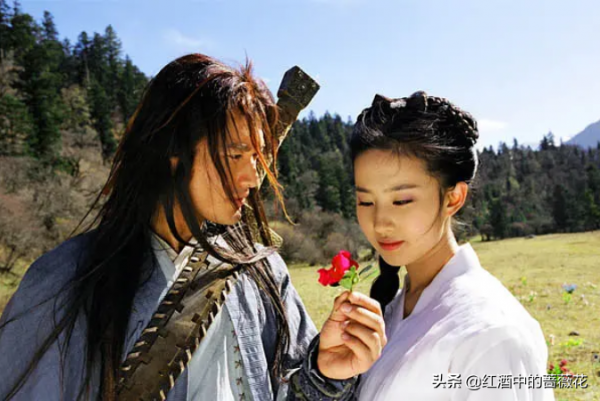 把95和06兩版《神鵰》放在一塊對比,差距就出來了 把95和06兩版《神鵰》放在一塊對比,差距就出來了