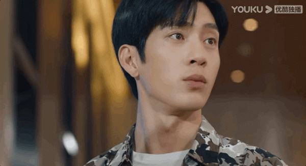 楊紫井柏然新家曝光！在陽光房裡聊工作，在沙發上談戀愛，太甜了