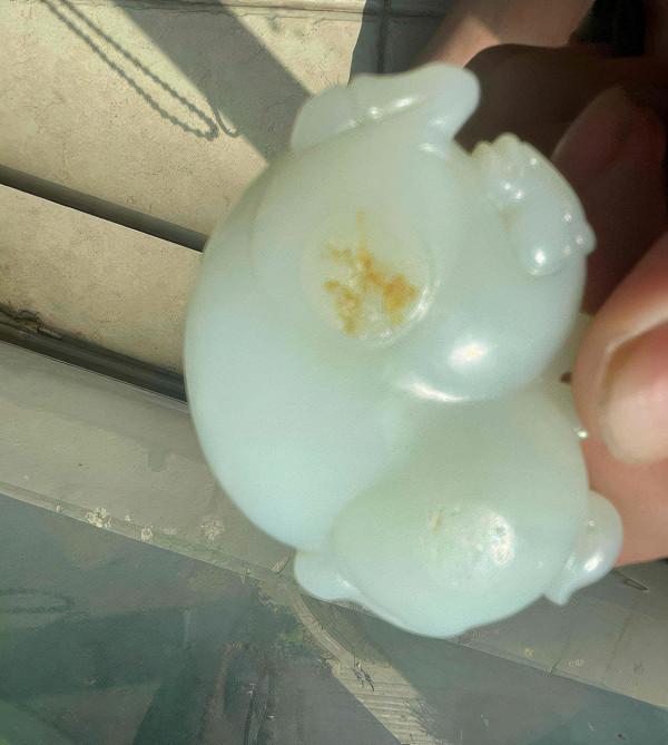 俄料？還是和田玉籽料？分不清呀