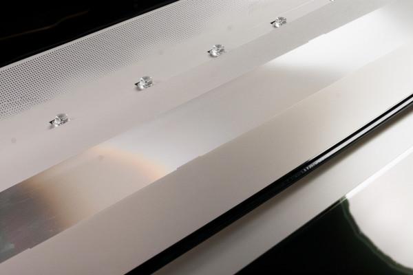 揭秘極致音畫小心機，高階軟屏＋音腔倒相管，榮耀智慧屏太細節