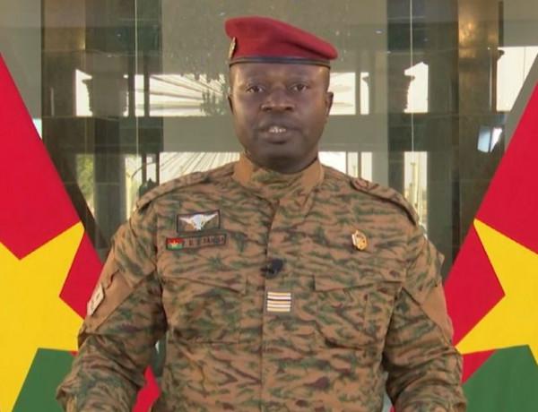 政變！大使館早已提醒：中國公民需注意