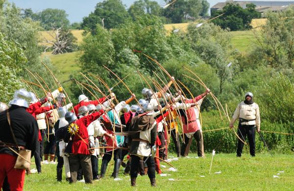 為什麼齊射是戰爭中的主要射擊方式？