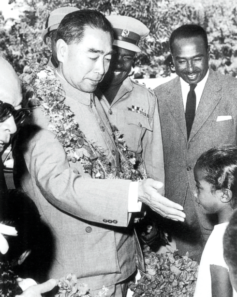 1973年，周伯萍粗心釀下“雅典事件”，周總理大怒：真是周門不幸