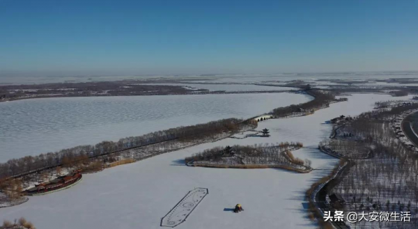 大型冰雕景觀落戶大安嫩江灣 大型冰雕景觀落戶大安嫩江灣