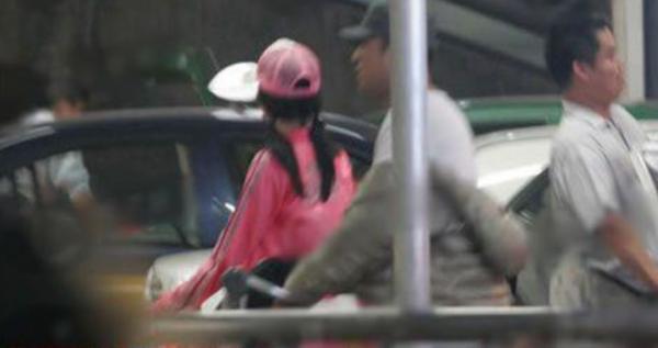 於和偉：50歲大紅視帝，曾和小14歲女星傳緋聞，結髮妻子也是演員