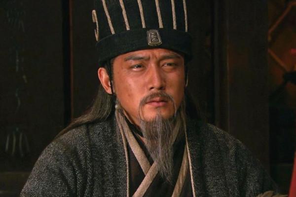 諸葛瞻8歲聰明伶俐，被人稱為神童，諸葛亮卻臨終預言：不成大器