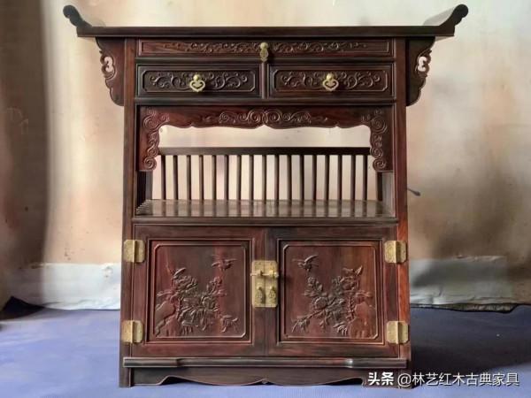 大紅酸枝香案桌