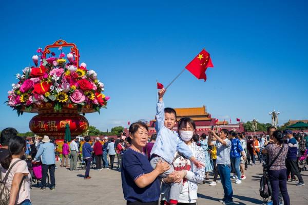 臉呢？美媒：美國幫助中國崛起，現在他卻要推翻美主導的霸權體系