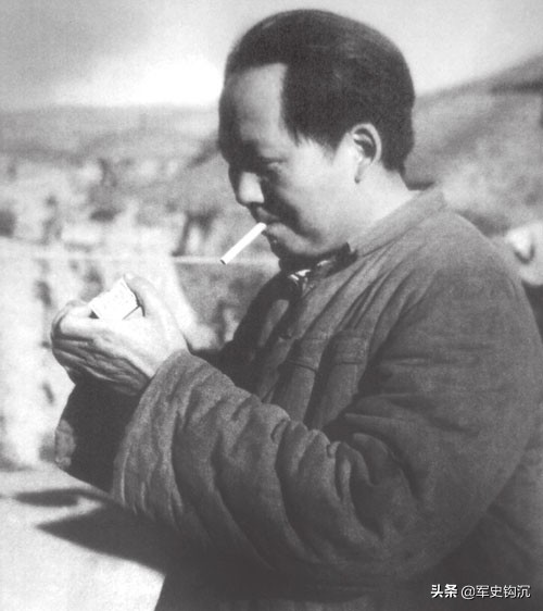 毛主席寫《紅色政權為什麼能夠存在?》,文思如湧,也多虧賀子珍 毛主席寫《紅色政權為什麼能夠存在?》,文思如湧,也多虧賀子珍