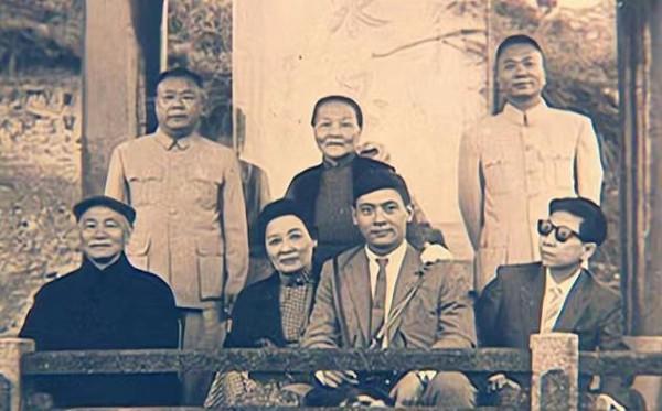 孔祥熙小兒子:40歲辭職,10年身家彪至10億美元,卻一生深藏不露 孔祥熙小兒子:40歲辭職,10年身家彪至10億美元,卻一生深藏不露