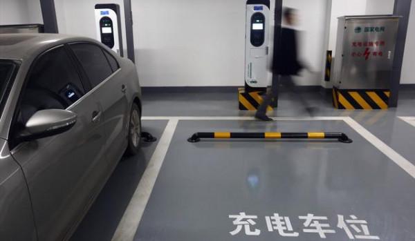 假如全國都取消燒油汽車，實行新能源汽車，結果會怎樣？