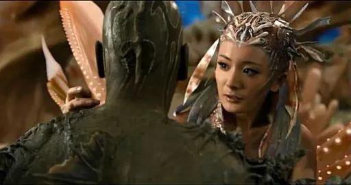 盤點楊冪這十八年來演過的角色 盤點楊冪這十八年來演過的角色