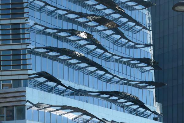 花3億在岩石中&quot;鑿&quot;出一個酒店，表面普通，內部卻大有乾坤