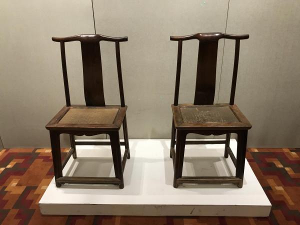 木質特徵不算典型，清黃花梨燈掛椅69萬成交