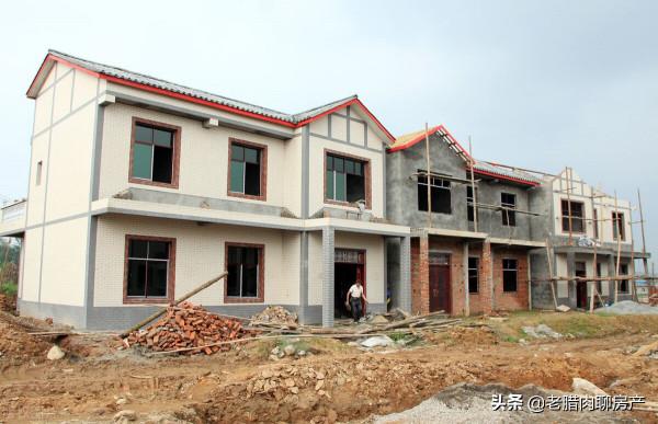 10年後，“城裡買房”與“農村建房”哪個更“香”？現在有答案了