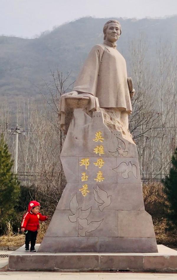 英雄母親鄧玉芬7個兒子,6個犧牲,一輩子沒給活著的老三好臉色 英雄母親鄧玉芬7個兒子,6個犧牲,一輩子沒給活著的老三好臉色