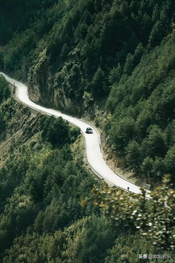 最高海撥5130米，七十二道拐等你挑戰，這條險峻的線路，虐嗎？