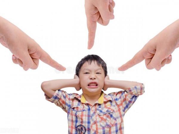 面對青春期叛逆的孩子，家長要學會閉嘴