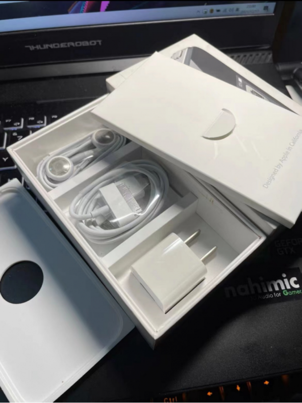 全新未啟用iPhone4現身，曾經賣4999起，如今只值650元