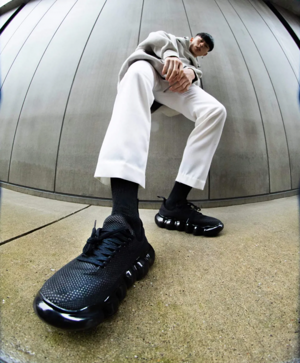 如果女朋友一生氣就踩你的「小白鞋」,那麼這篇請收藏|球鞋推薦 如果女朋友一生氣就踩你的「小白鞋」,那麼這篇請收藏|球鞋推薦