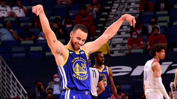 艾弗森排NBA歷史前五戰神:現役有倆人上榜,但是並沒有悟空獸 艾弗森排NBA歷史前五戰神:現役有倆人上榜,但是並沒有悟空獸