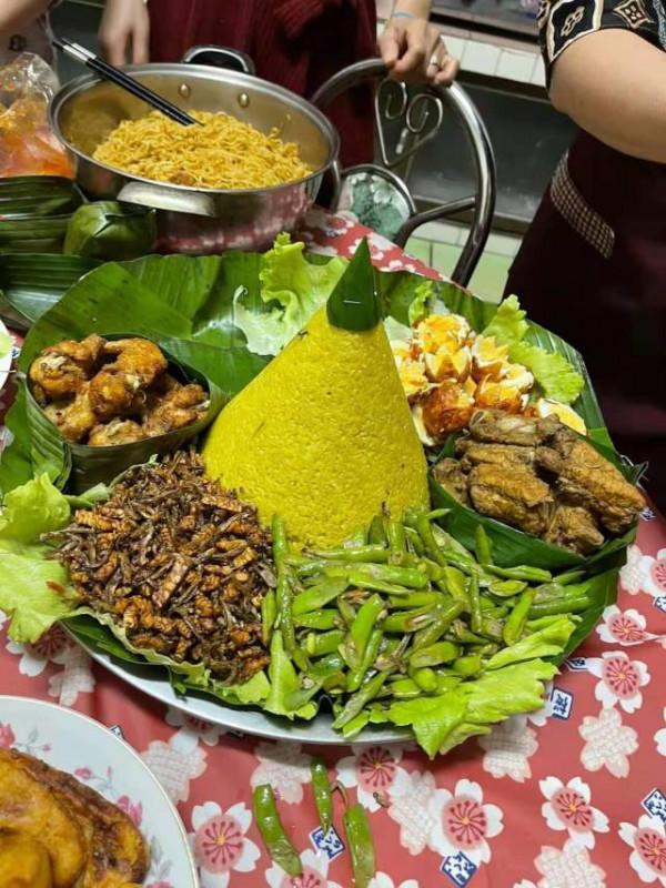 印尼人吃的生日蛋糕很特別，是鹹的