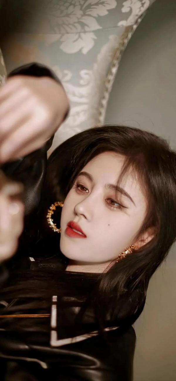 鞠婧禕桌布精選