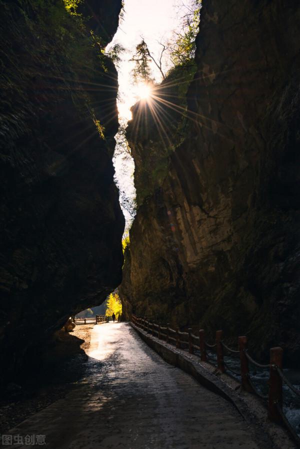 甘肅最不西北的地方，通吃陝西與四川，擁有絕美南國風光圖