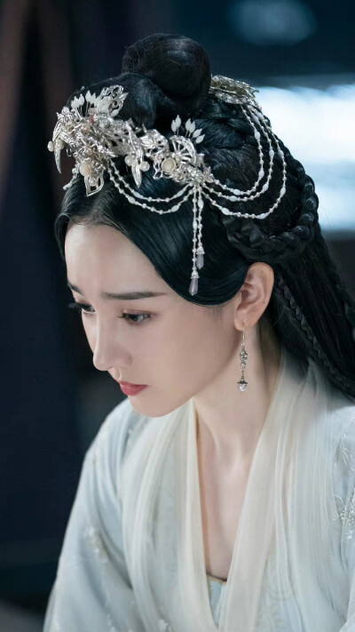 演技大爆發，這6位一人分飾多角出神入化，性格迥異讓人眼前一亮